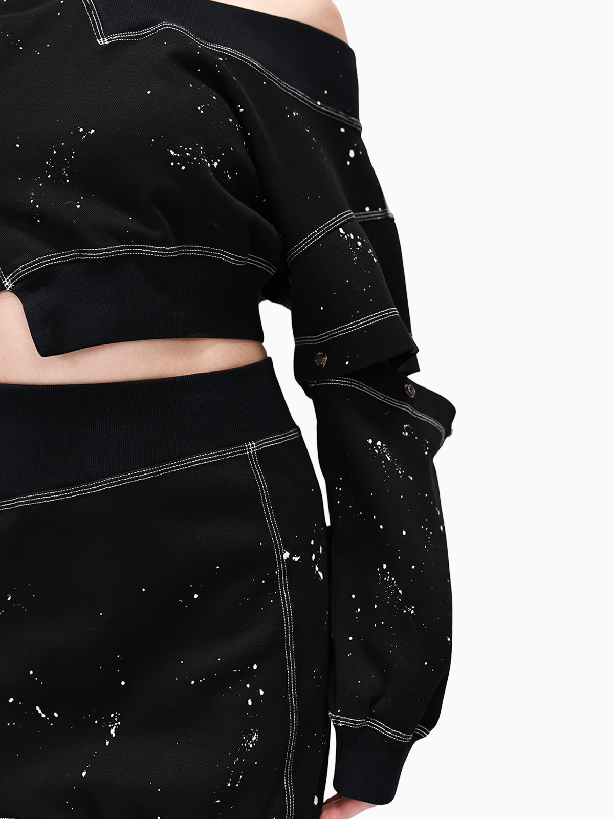 Cropped Snap Sleeve Sweatshirt