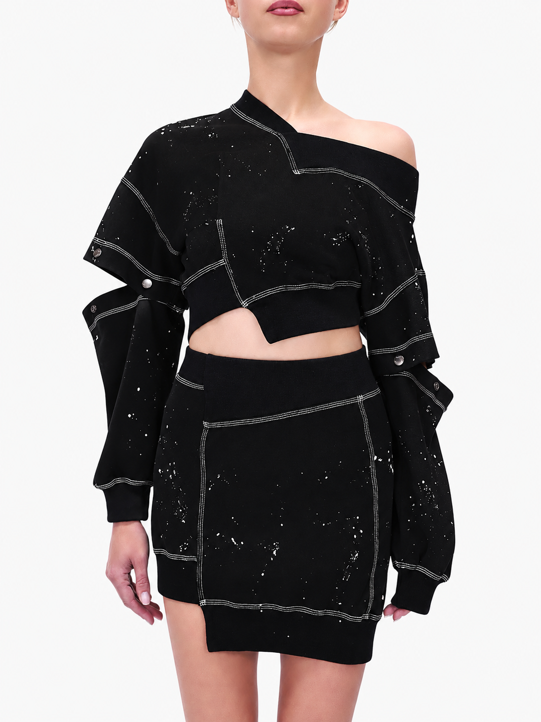 Cropped Snap Sleeve Sweatshirt