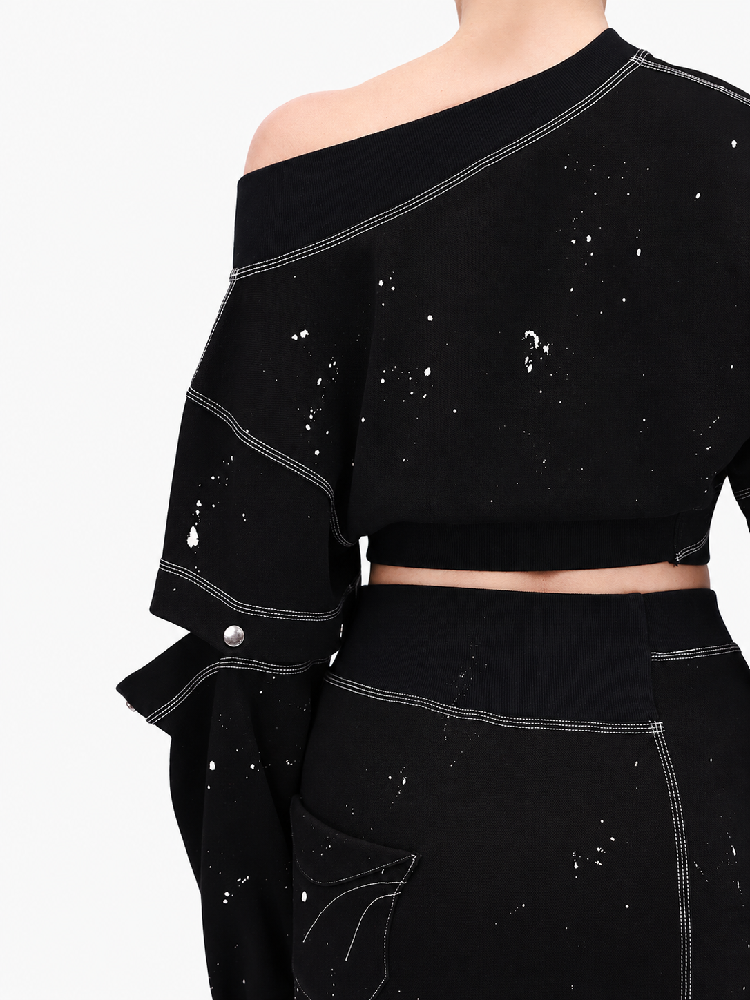 Cropped Snap Sleeve Sweatshirt