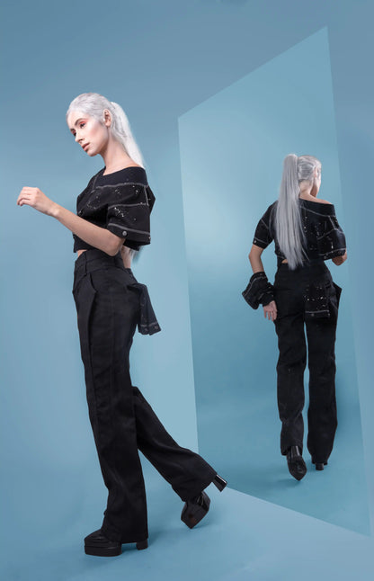 Cropped Snap Sleeve Sweatshirt